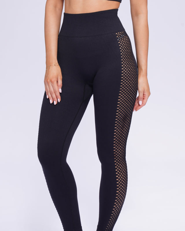 Hip-Up Cut-Out Legging