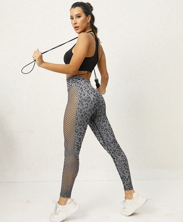 Lpardeo Hip-Hugging Cut-Out Leggings